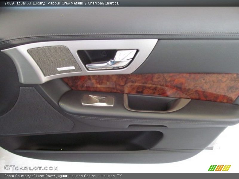 Vapour Grey Metallic / Charcoal/Charcoal 2009 Jaguar XF Luxury