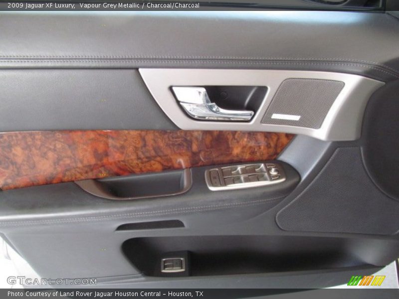 Vapour Grey Metallic / Charcoal/Charcoal 2009 Jaguar XF Luxury