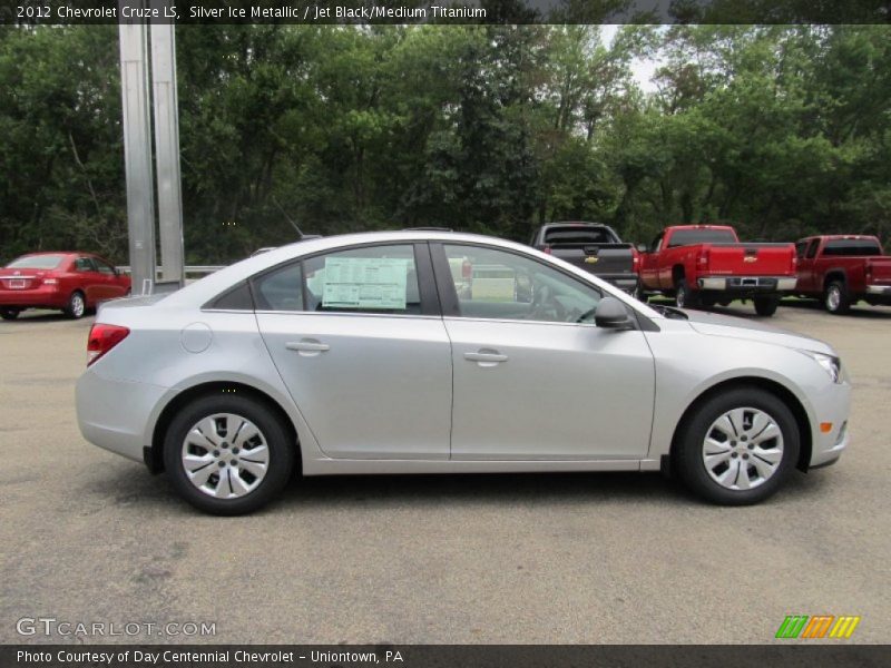 Silver Ice Metallic / Jet Black/Medium Titanium 2012 Chevrolet Cruze LS