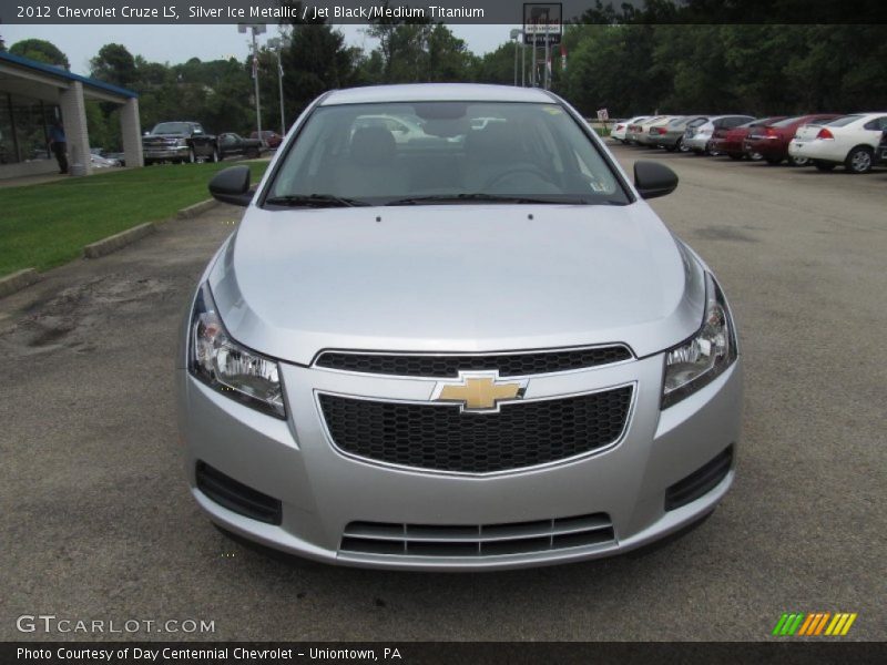 Silver Ice Metallic / Jet Black/Medium Titanium 2012 Chevrolet Cruze LS
