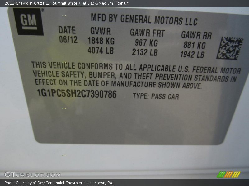 Summit White / Jet Black/Medium Titanium 2012 Chevrolet Cruze LS