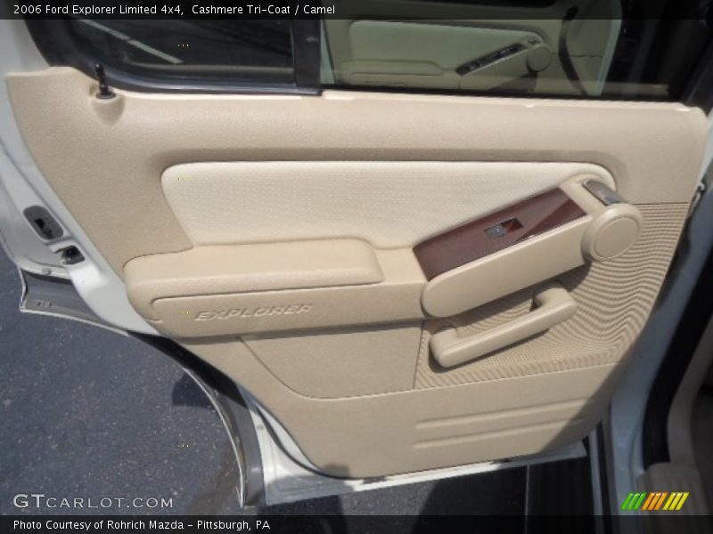 Cashmere Tri-Coat / Camel 2006 Ford Explorer Limited 4x4