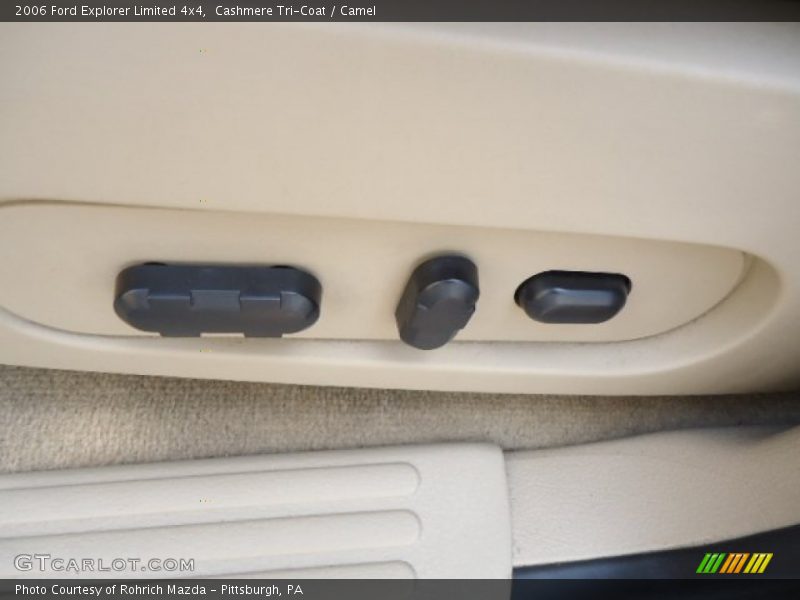 Cashmere Tri-Coat / Camel 2006 Ford Explorer Limited 4x4