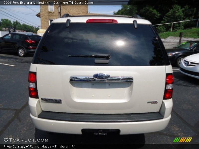 Cashmere Tri-Coat / Camel 2006 Ford Explorer Limited 4x4