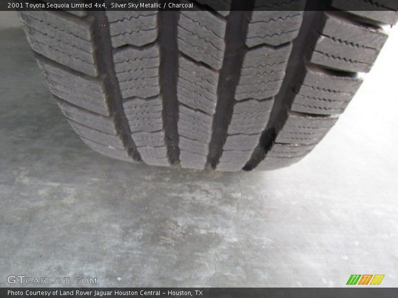 Silver Sky Metallic / Charcoal 2001 Toyota Sequoia Limited 4x4