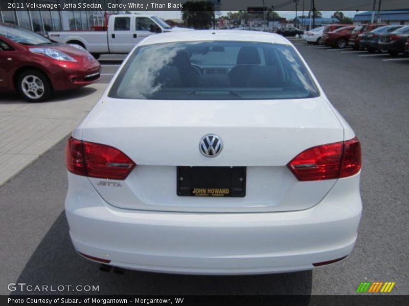 Candy White / Titan Black 2011 Volkswagen Jetta S Sedan