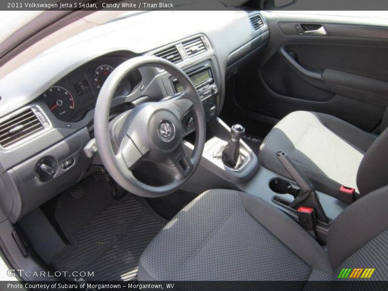 Candy White / Titan Black 2011 Volkswagen Jetta S Sedan