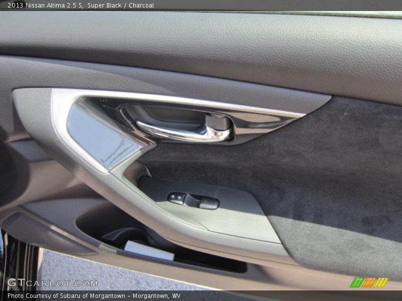 Super Black / Charcoal 2013 Nissan Altima 2.5 S