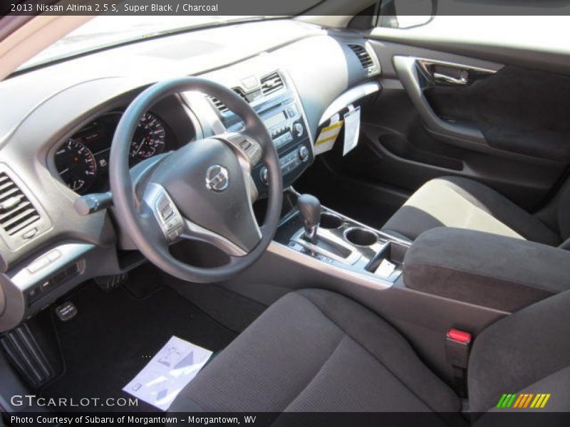 Super Black / Charcoal 2013 Nissan Altima 2.5 S