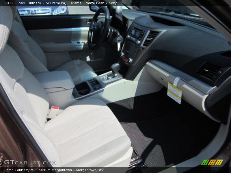 Caramel Bronze Pearl / Ivory 2013 Subaru Outback 2.5i Premium