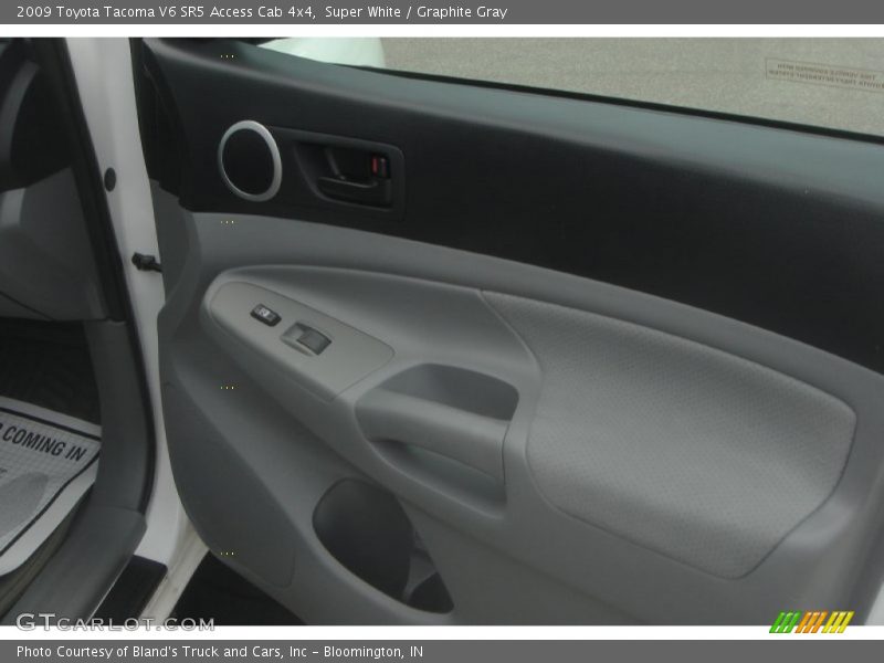 Super White / Graphite Gray 2009 Toyota Tacoma V6 SR5 Access Cab 4x4