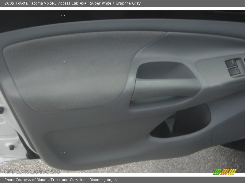 Super White / Graphite Gray 2009 Toyota Tacoma V6 SR5 Access Cab 4x4