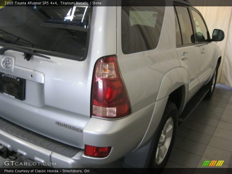 Titanium Metallic / Stone 2005 Toyota 4Runner SR5 4x4