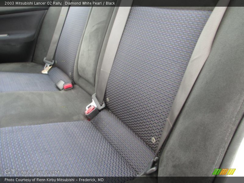 Diamond White Pearl / Black 2003 Mitsubishi Lancer OZ Rally