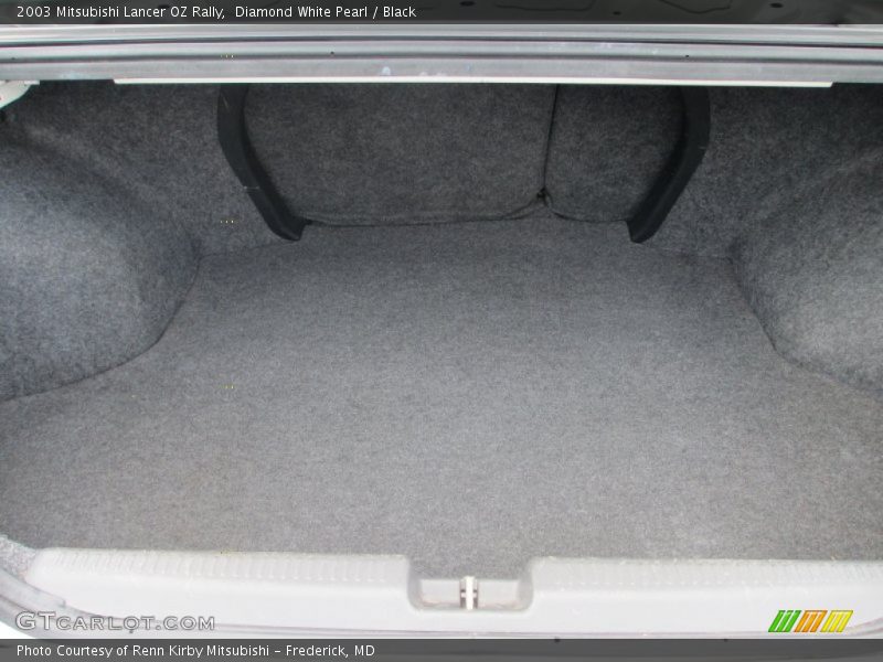 Diamond White Pearl / Black 2003 Mitsubishi Lancer OZ Rally