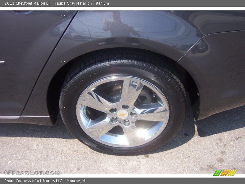 Taupe Gray Metallic / Titanium 2011 Chevrolet Malibu LT
