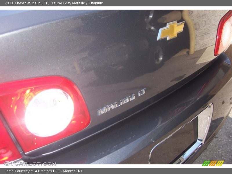 Taupe Gray Metallic / Titanium 2011 Chevrolet Malibu LT