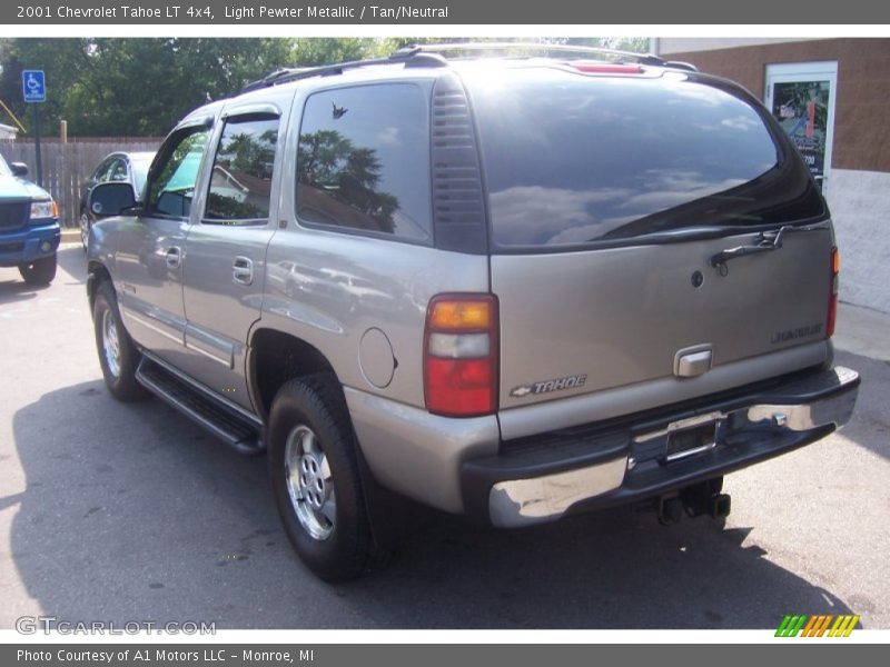 Light Pewter Metallic / Tan/Neutral 2001 Chevrolet Tahoe LT 4x4
