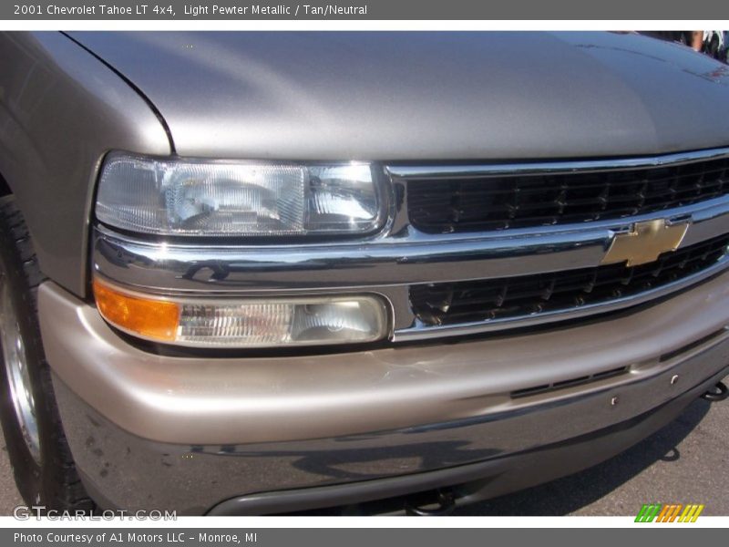 Light Pewter Metallic / Tan/Neutral 2001 Chevrolet Tahoe LT 4x4