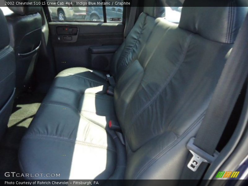 Indigo Blue Metallic / Graphite 2002 Chevrolet S10 LS Crew Cab 4x4