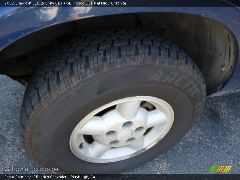 Indigo Blue Metallic / Graphite 2002 Chevrolet S10 LS Crew Cab 4x4