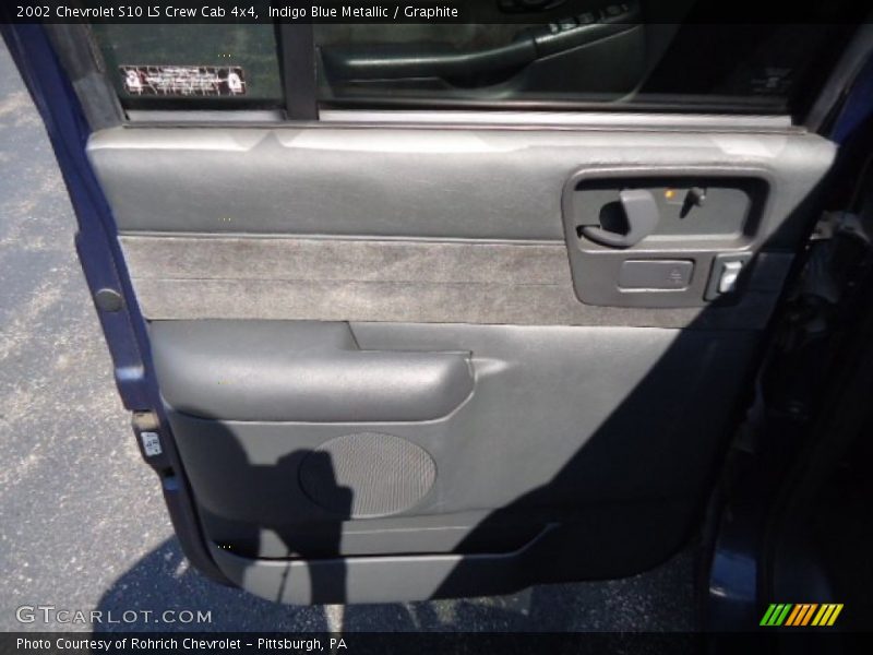 Indigo Blue Metallic / Graphite 2002 Chevrolet S10 LS Crew Cab 4x4
