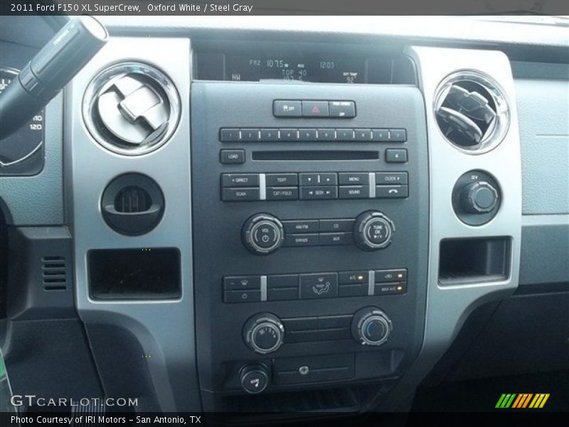 Oxford White / Steel Gray 2011 Ford F150 XL SuperCrew