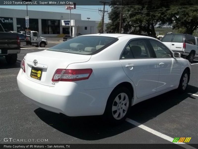 Super White / Ash Gray 2010 Toyota Camry LE