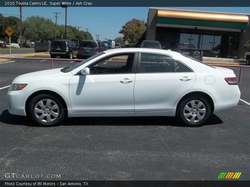 Super White / Ash Gray 2010 Toyota Camry LE