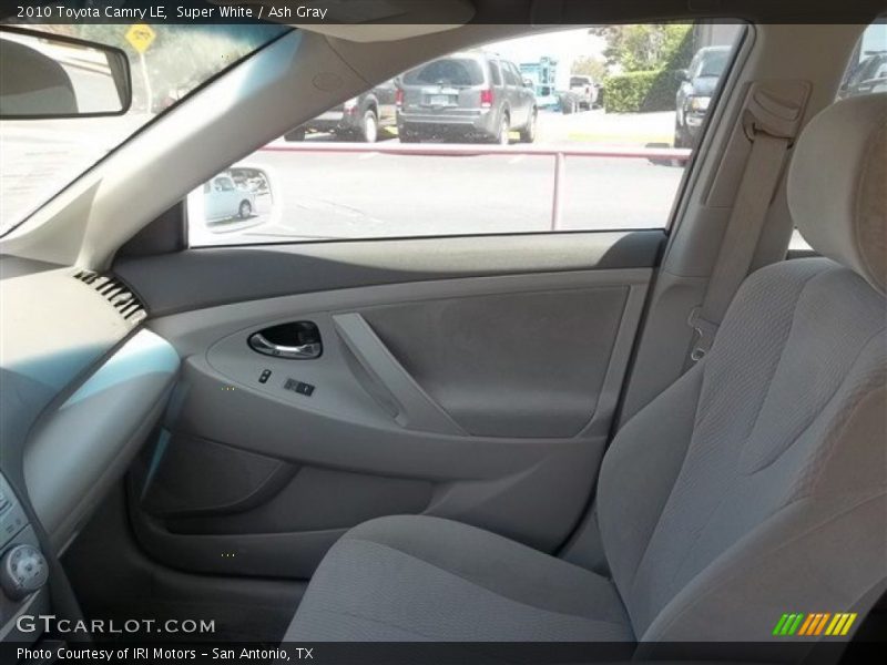 Super White / Ash Gray 2010 Toyota Camry LE