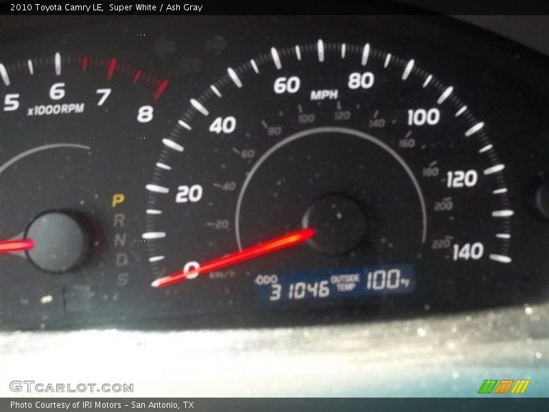 Super White / Ash Gray 2010 Toyota Camry LE