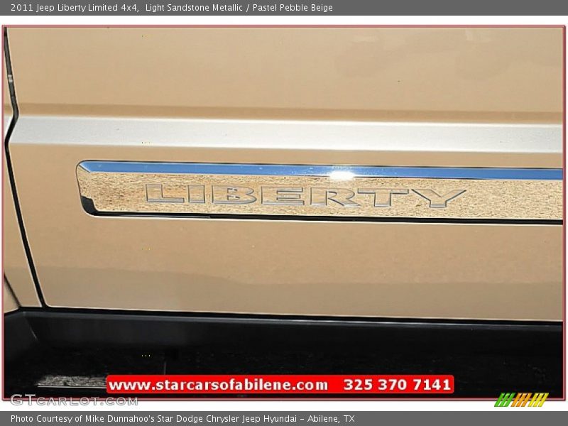 Light Sandstone Metallic / Pastel Pebble Beige 2011 Jeep Liberty Limited 4x4