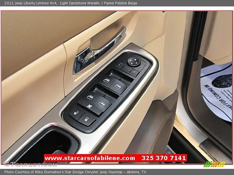 Light Sandstone Metallic / Pastel Pebble Beige 2011 Jeep Liberty Limited 4x4