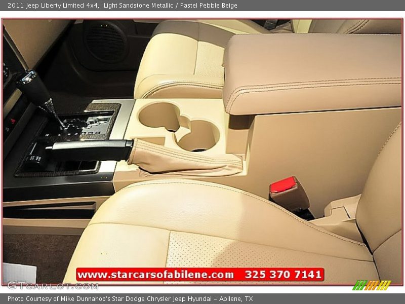 Light Sandstone Metallic / Pastel Pebble Beige 2011 Jeep Liberty Limited 4x4