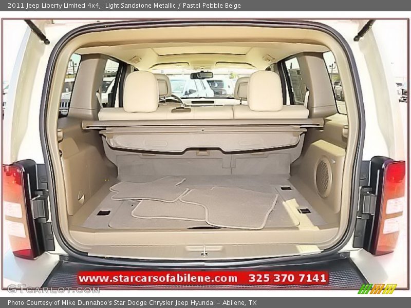 Light Sandstone Metallic / Pastel Pebble Beige 2011 Jeep Liberty Limited 4x4