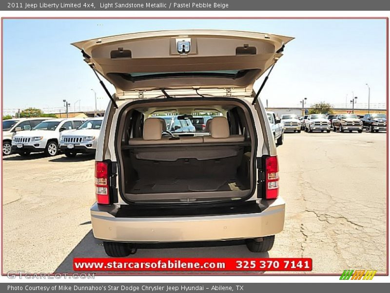 Light Sandstone Metallic / Pastel Pebble Beige 2011 Jeep Liberty Limited 4x4