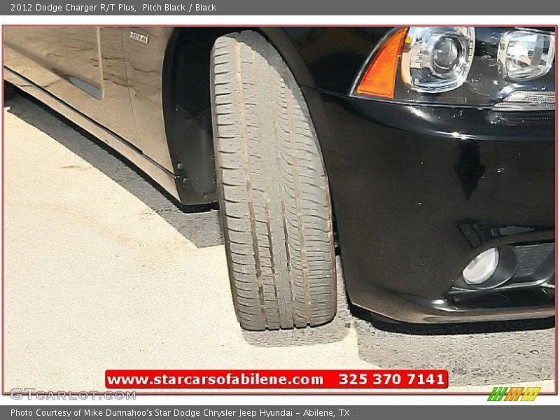 Pitch Black / Black 2012 Dodge Charger R/T Plus