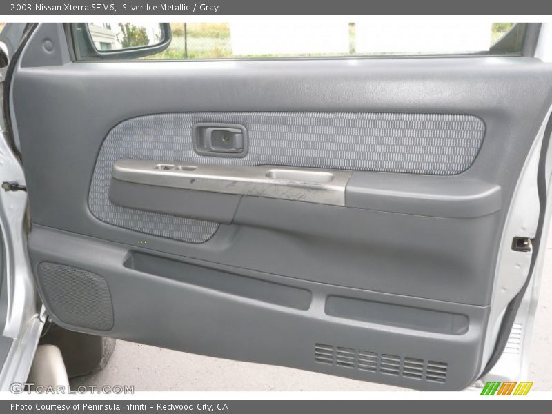 Silver Ice Metallic / Gray 2003 Nissan Xterra SE V6