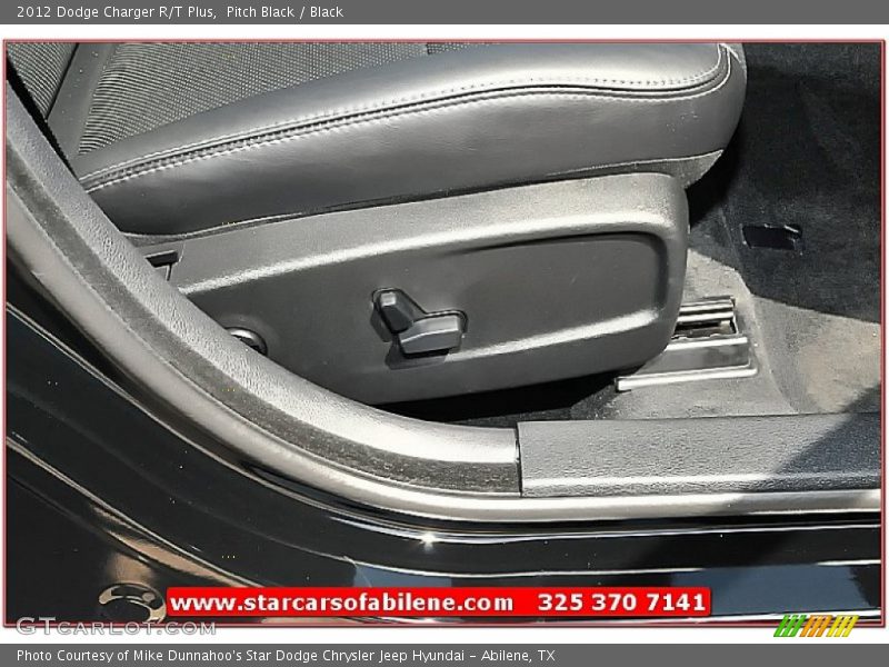 Pitch Black / Black 2012 Dodge Charger R/T Plus