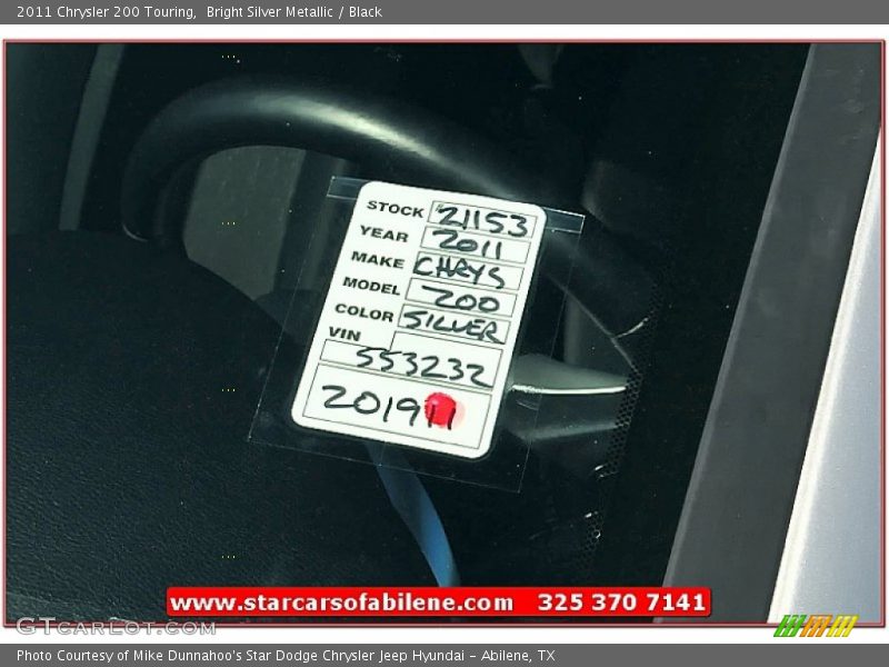Bright Silver Metallic / Black 2011 Chrysler 200 Touring