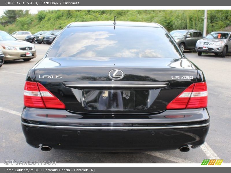 Black Onyx / Cashmere 2004 Lexus LS 430