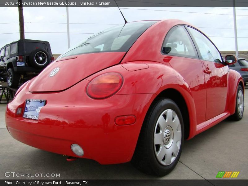 Uni Red / Cream 2003 Volkswagen New Beetle GL Coupe