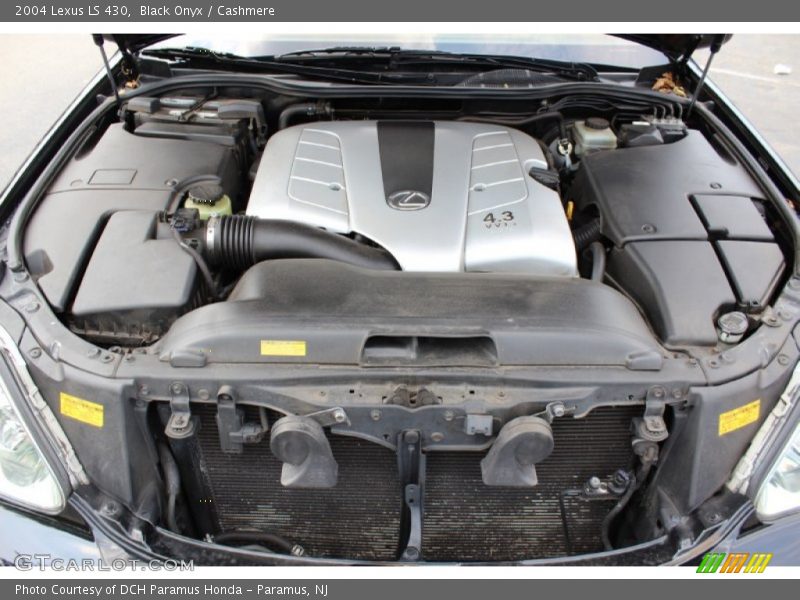 Black Onyx / Cashmere 2004 Lexus LS 430