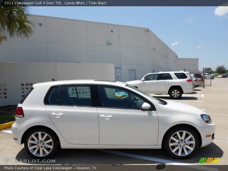 Candy White / Titan Black 2011 Volkswagen Golf 4 Door TDI