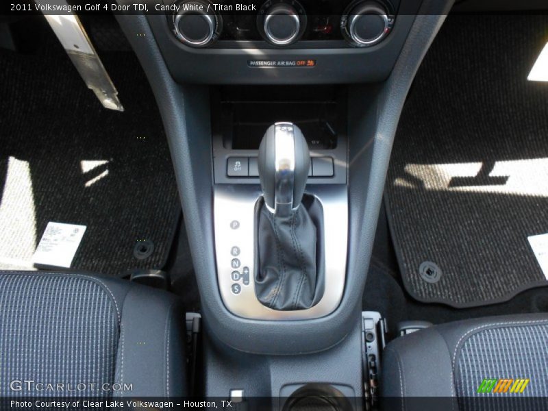 Candy White / Titan Black 2011 Volkswagen Golf 4 Door TDI