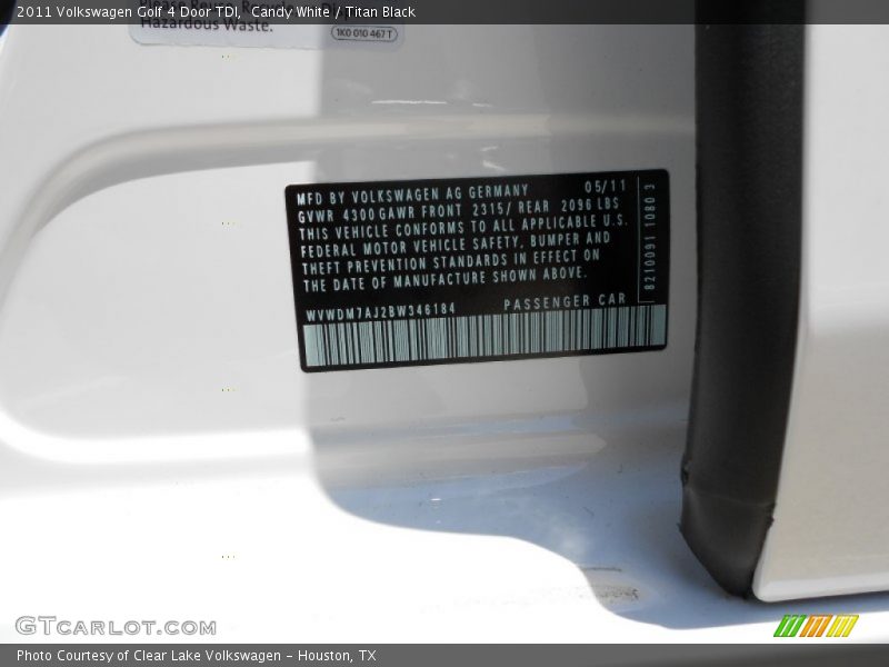 Candy White / Titan Black 2011 Volkswagen Golf 4 Door TDI