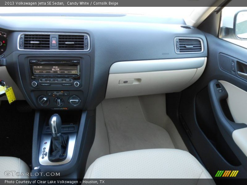 Candy White / Cornsilk Beige 2013 Volkswagen Jetta SE Sedan