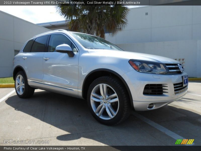 Cool Silver Metallic / Black Anthracite 2013 Volkswagen Touareg VR6 FSI Executive 4XMotion
