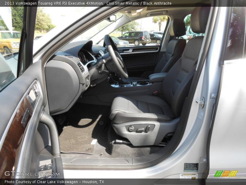Cool Silver Metallic / Black Anthracite 2013 Volkswagen Touareg VR6 FSI Executive 4XMotion