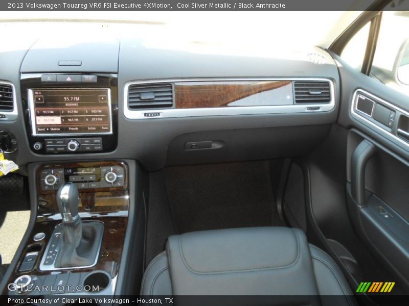 Cool Silver Metallic / Black Anthracite 2013 Volkswagen Touareg VR6 FSI Executive 4XMotion